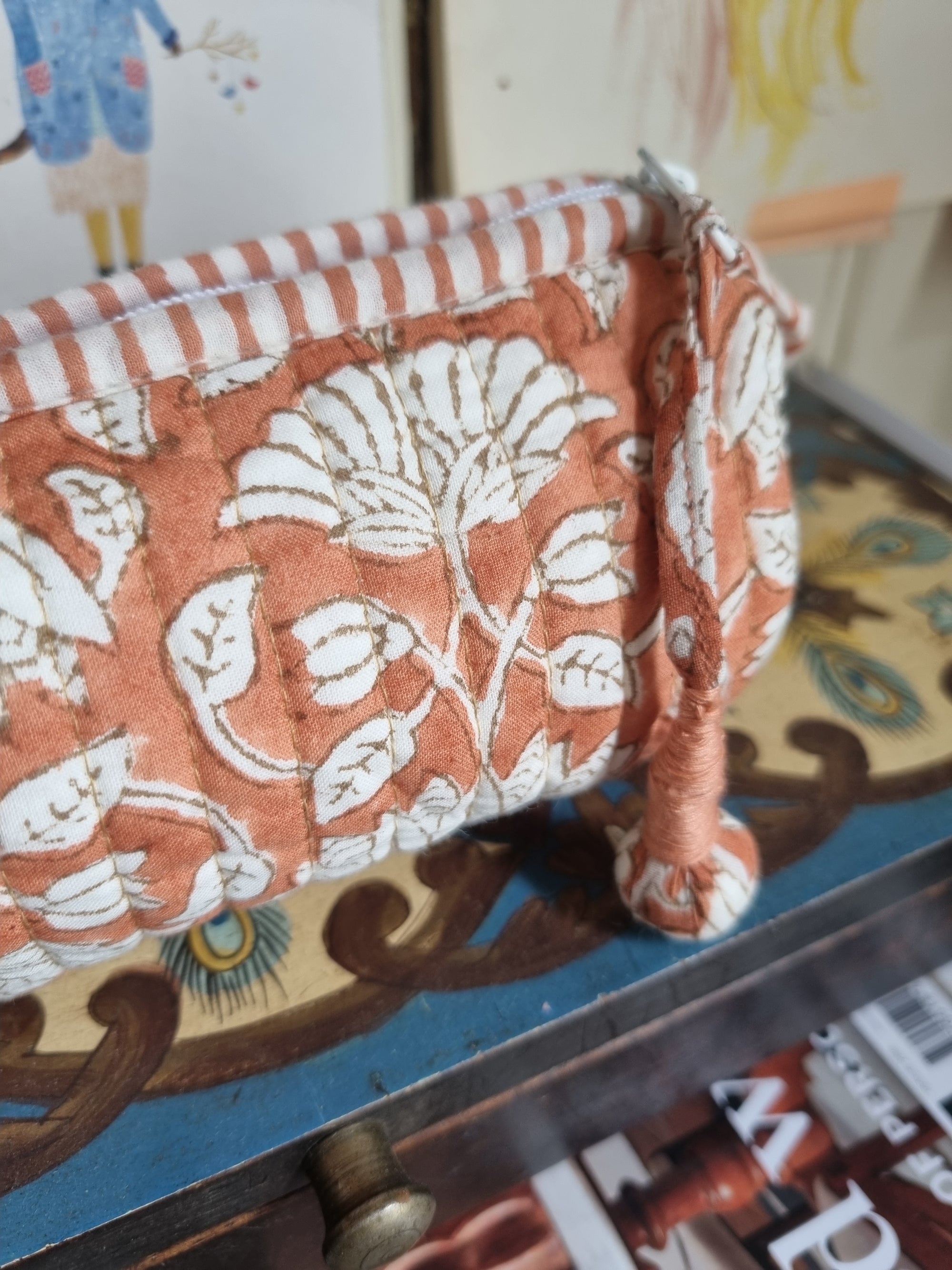 Etui meisjes, Etui voor school