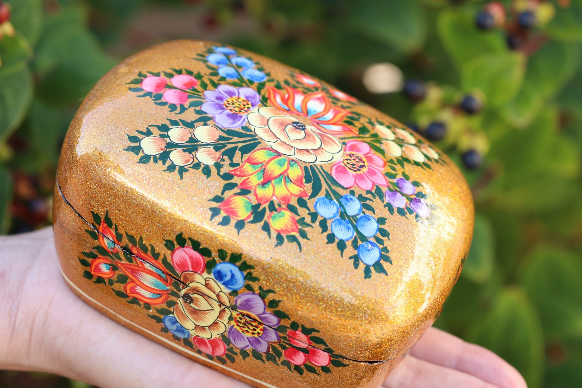 Handpainted box - Gold