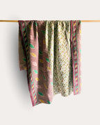 Vintage Kantha quilt / bedsprei (220x144 cm)