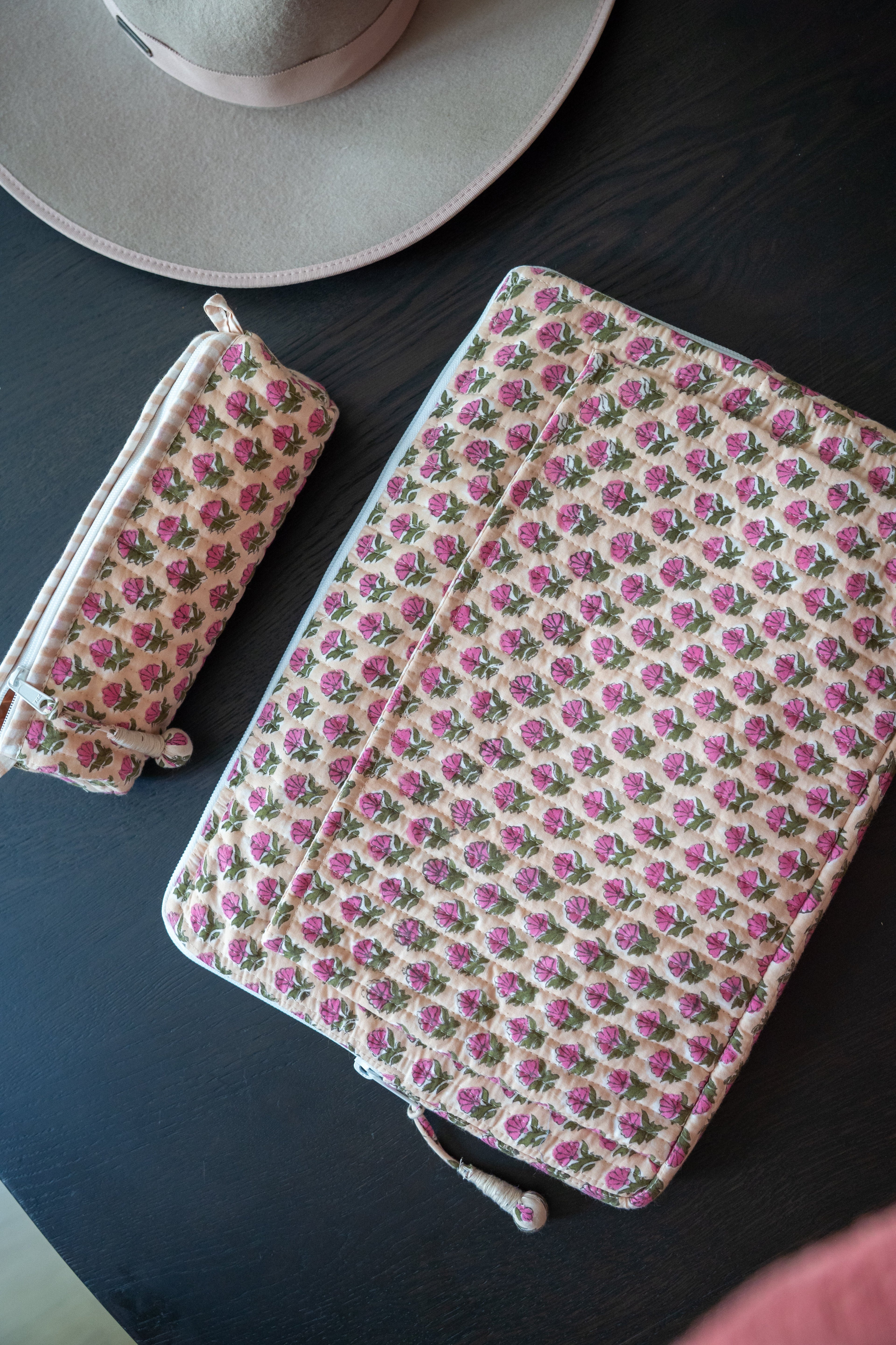 Laptop Cover Gauri