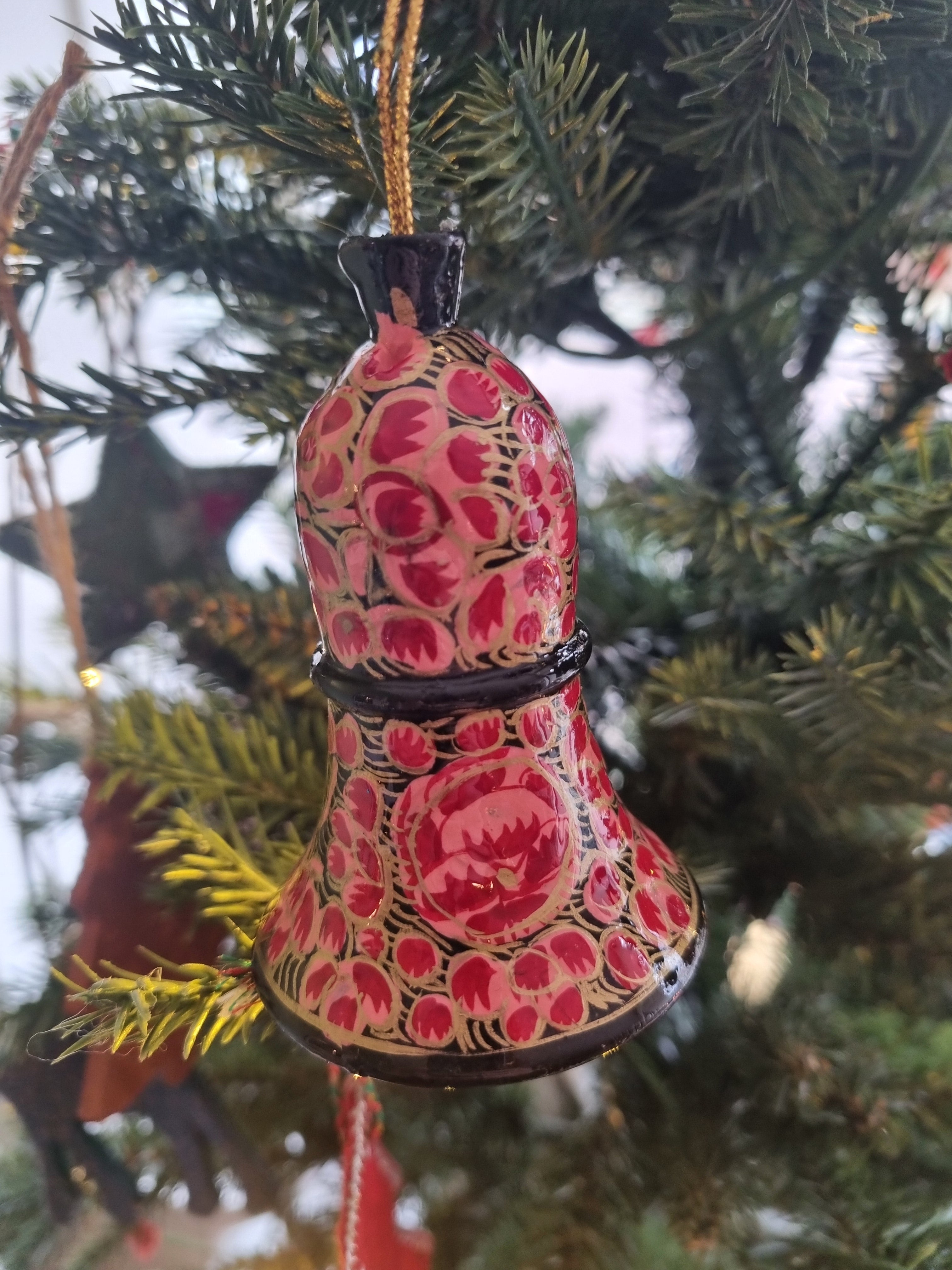 Kerstbel papier-maché