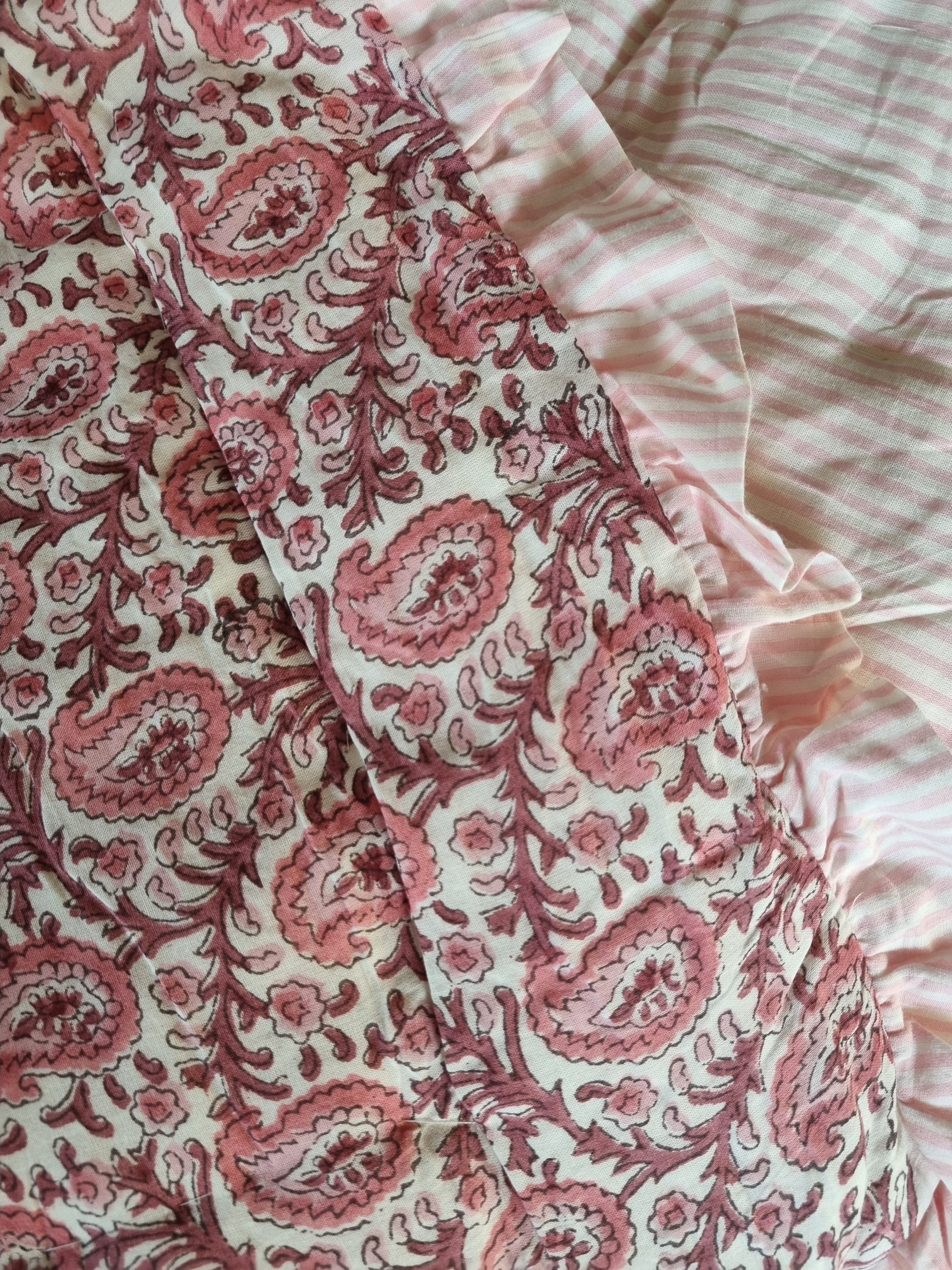 Quilt/Sprei Paisley Pink