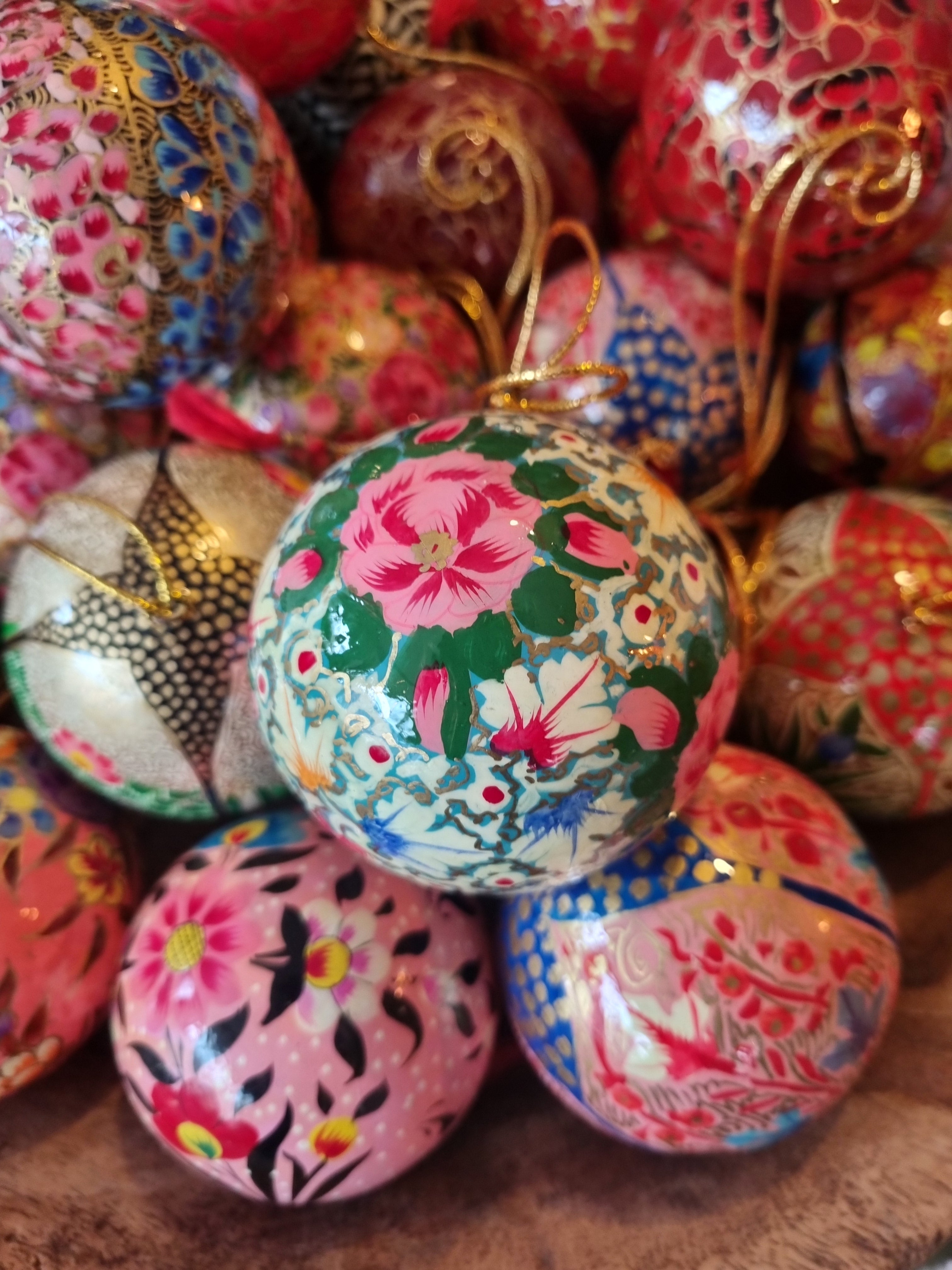 Kerstbal Roze/Groen
