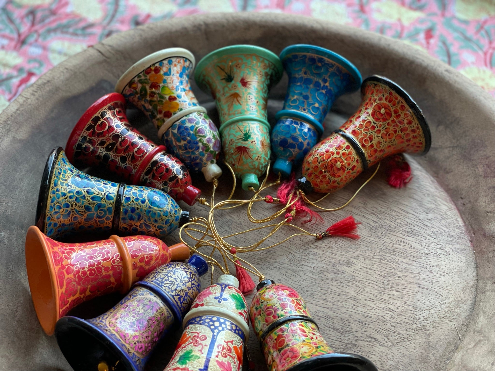 Kerstbel papier-maché