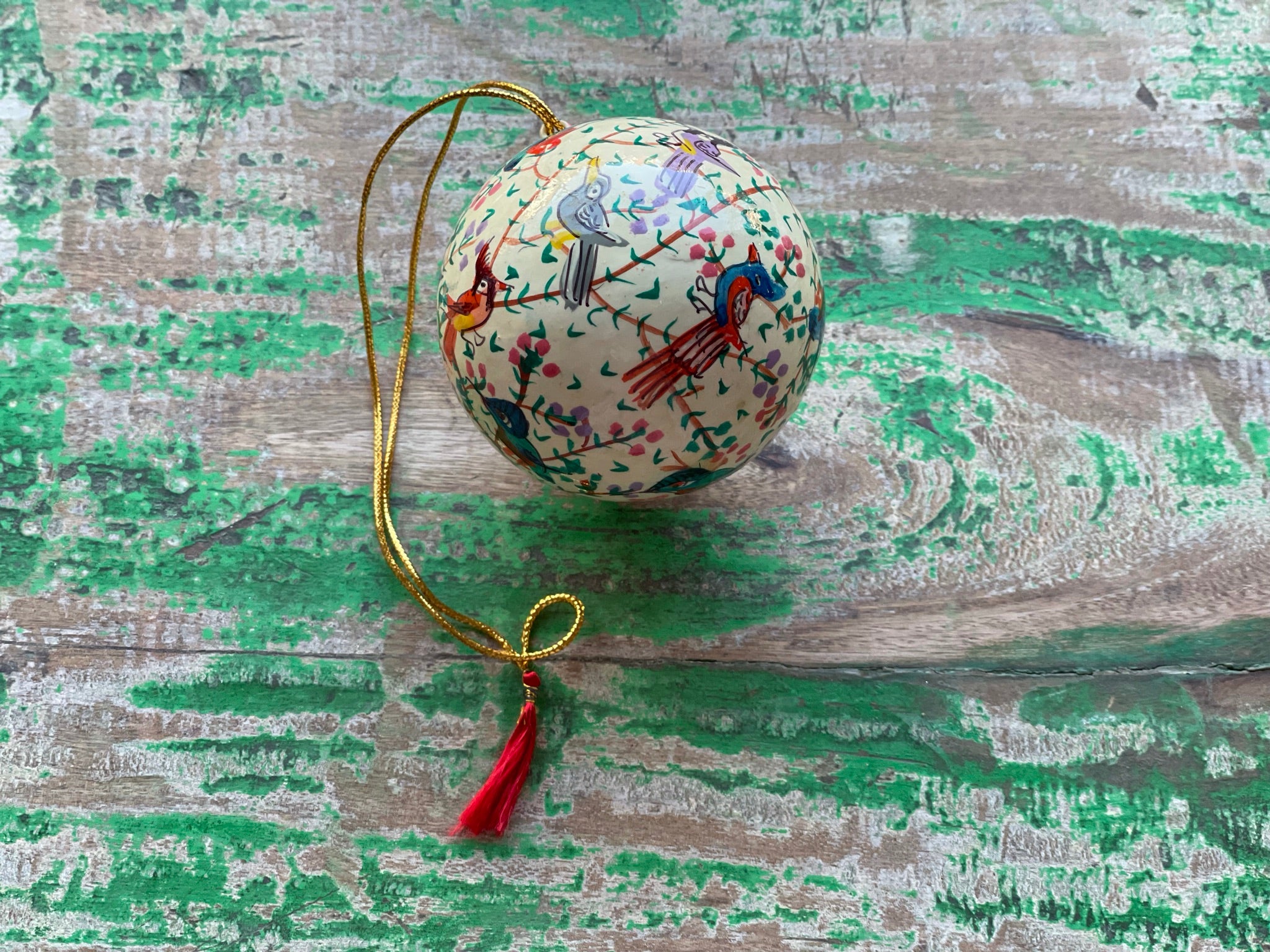 Christmas bauble papier-mache (white with birds)